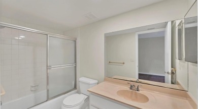 $3,000 Appliance Credit! Centrally located townhouse, with main on The Meadows Golf and Country Club in Florida - for sale on GolfHomes.com, golf home, golf lot