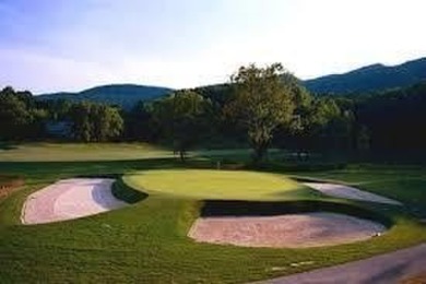 Welcome home to this beautifully appointed 3-bedroom, 2-bathroom on Black Creek Club in Tennessee - for sale on GolfHomes.com, golf home, golf lot
