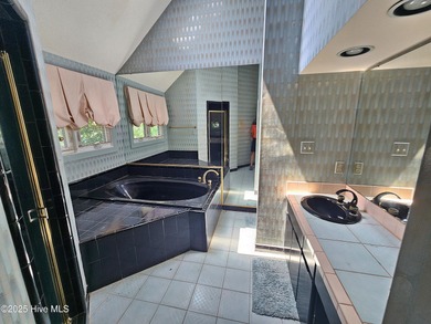 Wonderful location! Located in the Northgreen Golf Course on Northgreen Country Club in North Carolina - for sale on GolfHomes.com, golf home, golf lot