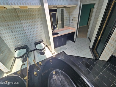 Wonderful location! Located in the Northgreen Golf Course on Northgreen Country Club in North Carolina - for sale on GolfHomes.com, golf home, golf lot