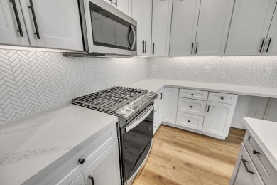 Summer interest rate special, call agent for more details! Call on  in Oregon - for sale on GolfHomes.com, golf home, golf lot