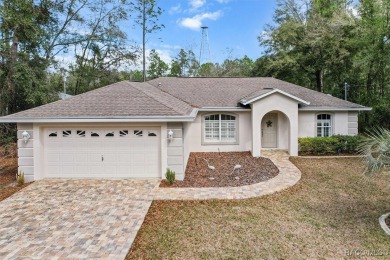 Neat, clean and MOVE-IN Ready and FURNISHED.  Just bring your on Citrus Springs Country Club in Florida - for sale on GolfHomes.com, golf home, golf lot