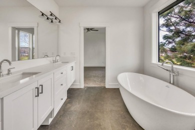 Summer interest rate special, call agent for more details! Call on  in Oregon - for sale on GolfHomes.com, golf home, golf lot