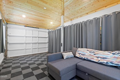 Dreaming of the Oregon Coast? Don't miss this delightful home on Salishan Spa and Golf Resort in Oregon - for sale on GolfHomes.com, golf home, golf lot