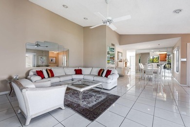 Attention buyers! Fantastic opportunity featuring 2 bedrooms 2 on Gleneagles Golf and Country Club in Florida - for sale on GolfHomes.com, golf home, golf lot