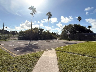 Amazing first-floor corner unit at The Manors of Inverrary! This on Inverrary Country Club in Florida - for sale on GolfHomes.com, golf home, golf lot