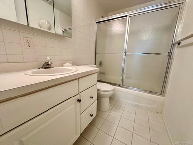 Well maintained 1 bedroom *Adam* in the Blue Ridge Community on Blue Ridge Golf Club in New York - for sale on GolfHomes.com, golf home, golf lot
