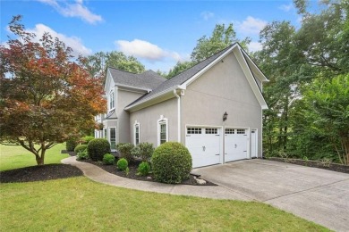 This Eagle Watch beauty is priced to sell!! Stunning executive on Canongate At Eagle Watch Golf Club in Georgia - for sale on GolfHomes.com, golf home, golf lot
