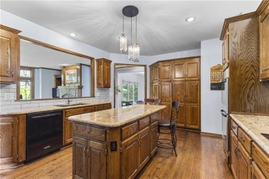 Well-maintained, STUNNING ESTATE in coveted Lakewood Oaks offers on Lakewood Oaks Golf Club, Ltd. in Missouri - for sale on GolfHomes.com, golf home, golf lot