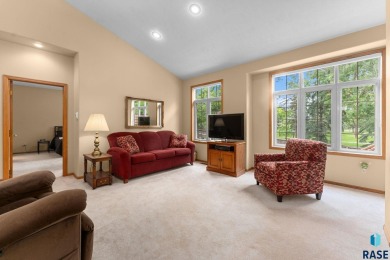 Welcome to this spacious and beautifully maintained 3-bedroom on Prairie Green Golf Course in South Dakota - for sale on GolfHomes.com, golf home, golf lot