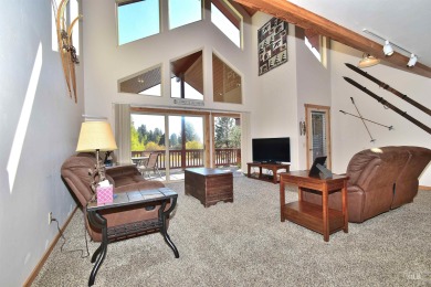 Welcome to this move-in ready home nestled in the exclusive on Meadowcreek Golf Resort in Idaho - for sale on GolfHomes.com, golf home, golf lot
