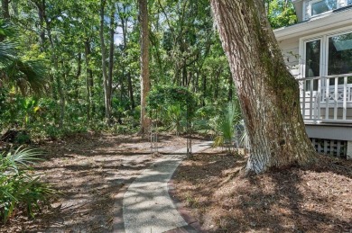 Nestled on the highly sought-after Kiawah Island, this 4-bedroom on Kiawah Island Resort - Cougar Point in South Carolina - for sale on GolfHomes.com, golf home, golf lot