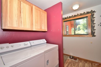Welcome to this move-in ready home nestled in the exclusive on Meadowcreek Golf Resort in Idaho - for sale on GolfHomes.com, golf home, golf lot