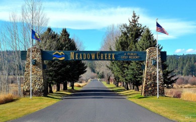 Welcome to this move-in ready home nestled in the exclusive on Meadowcreek Golf Resort in Idaho - for sale on GolfHomes.com, golf home, golf lot