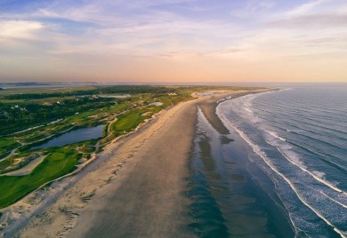 Nestled on the highly sought-after Kiawah Island, this 4-bedroom on Kiawah Island Resort - Cougar Point in South Carolina - for sale on GolfHomes.com, golf home, golf lot