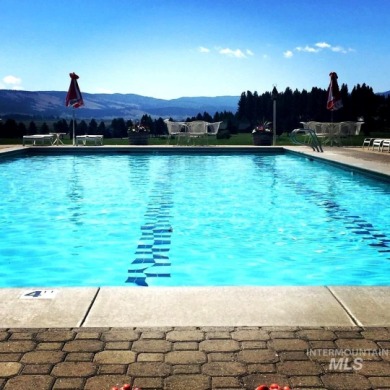 Welcome to this move-in ready home nestled in the exclusive on Meadowcreek Golf Resort in Idaho - for sale on GolfHomes.com, golf home, golf lot