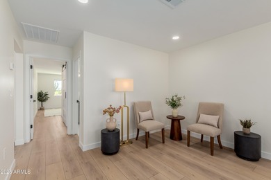 E X Q U I S I T E Golf Course, Waterview Residence. Inside on Grandview Golf Course in Arizona - for sale on GolfHomes.com, golf home, golf lot