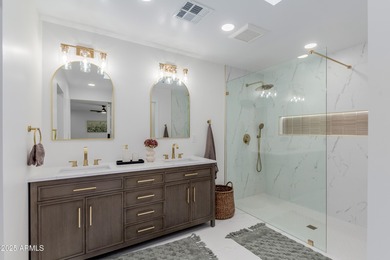 E X Q U I S I T E Golf Course, Waterview Residence. Inside on Grandview Golf Course in Arizona - for sale on GolfHomes.com, golf home, golf lot