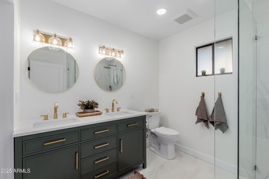 E X Q U I S I T E Golf Course, Waterview Residence. Inside on Grandview Golf Course in Arizona - for sale on GolfHomes.com, golf home, golf lot