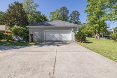 NE Tallahassee in prestigious Golden Eagle Plantation. Awesome on Golden Eagle Country Club in Florida - for sale on GolfHomes.com, golf home, golf lot