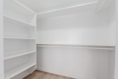 E X Q U I S I T E Golf Course, Waterview Residence. Inside on Grandview Golf Course in Arizona - for sale on GolfHomes.com, golf home, golf lot