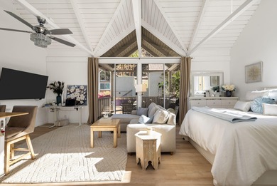 Located in beautiful Indian Wells, this fully remodeled studio on Indian Wells Golf Resort and Country Club in California - for sale on GolfHomes.com, golf home, golf lot