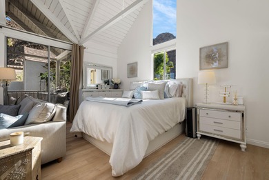 Located in beautiful Indian Wells, this fully remodeled studio on Indian Wells Golf Resort and Country Club in California - for sale on GolfHomes.com, golf home, golf lot