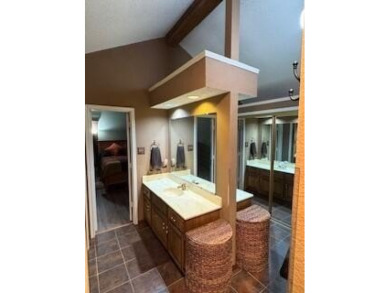 This is a well maintained, low maintenance patio home located on on Duck Creek Golf Club in Texas - for sale on GolfHomes.com, golf home, golf lot