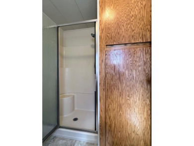 Discover comfort and convenience in this inviting 2-bedroom on Tucker Oaks Golf Course in California - for sale on GolfHomes.com, golf home, golf lot