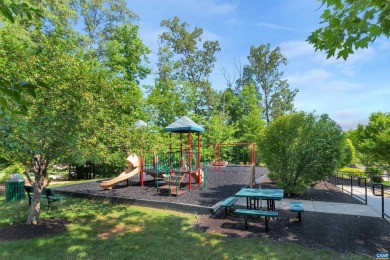 Fantastic opportunity in Spring Creek offering 4BR/3.5BA, home on Spring Creek Golf Club in Virginia - for sale on GolfHomes.com, golf home, golf lot