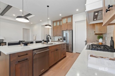 **25k SPRING INCENTIVE FOR A LIMITED TIME** Step into the lovely on Falcon Crest Golf Club in Idaho - for sale on GolfHomes.com, golf home, golf lot