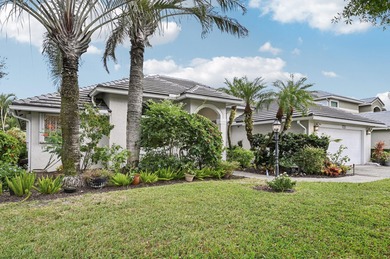 EGRET LANDING centrally located & lots of amenities! Move-in on The Golf Club of Jupiter in Florida - for sale on GolfHomes.com, golf home, golf lot