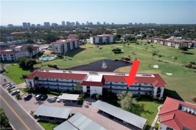 Upscale country club living at a reasonable price. This on High Point Country Club in Florida - for sale on GolfHomes.com, golf home, golf lot