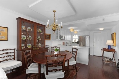 Upscale country club living at a reasonable price. This on High Point Country Club in Florida - for sale on GolfHomes.com, golf home, golf lot