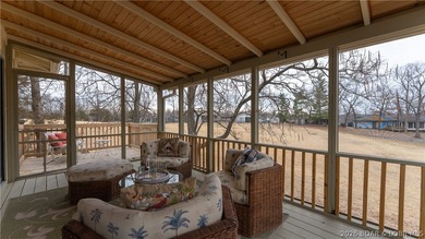 WAKE UP TO PEACEFUL FAIRWAY SUNRISES AND UNWIND WITH on The Oaks Golf Course in Missouri - for sale on GolfHomes.com, golf home, golf lot