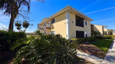 Welcome to Arbor Grove Unit 301, in St. Petersburg. This on St. Petersburg Country Club in Florida - for sale on GolfHomes.com, golf home, golf lot