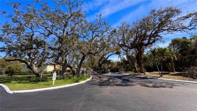 Welcome to Arbor Grove Unit 301, in St. Petersburg. This on St. Petersburg Country Club in Florida - for sale on GolfHomes.com, golf home, golf lot