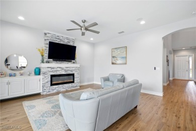 This 5 bed, 4.5 bath home sits in a quiet cul-de-sac in the on Royal Tee Country Club in Florida - for sale on GolfHomes.com, golf home, golf lot