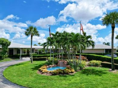 Charming 2/2 villa in the gated 55+ community of Cypress Lakes! on Cypress Lakes Golf Course - West Palm Beach in Florida - for sale on GolfHomes.com, golf home, golf lot
