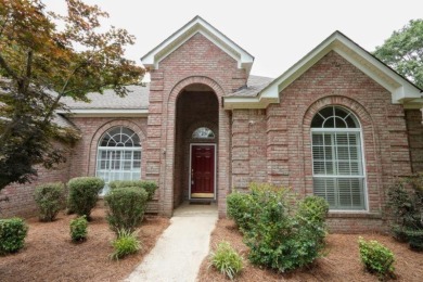 This charming home offers a comfortable, one story layout on Tupelo Country Club in Mississippi - for sale on GolfHomes.com, golf home, golf lot