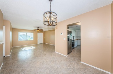 One or more photo(s) has been virtually staged. Welcome to this on Mainlands Golf Club in Florida - for sale on GolfHomes.com, golf home, golf lot