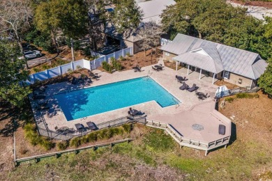 Welcome to this exceptional 3-bedroom, 3-bathroom villa in the on Pawleys Plantation Golf and Country Club in South Carolina - for sale on GolfHomes.com, golf home, golf lot