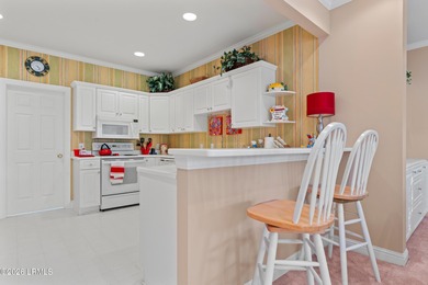 This first-floor Golfmaster II villa is the perfect blend of on Long Cove Club in South Carolina - for sale on GolfHomes.com, golf home, golf lot