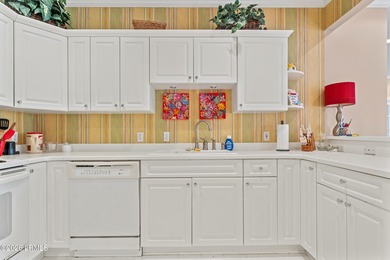 This first-floor Golfmaster II villa is the perfect blend of on Long Cove Club in South Carolina - for sale on GolfHomes.com, golf home, golf lot