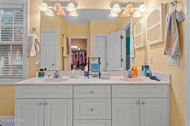 This first-floor Golfmaster II villa is the perfect blend of on Long Cove Club in South Carolina - for sale on GolfHomes.com, golf home, golf lot