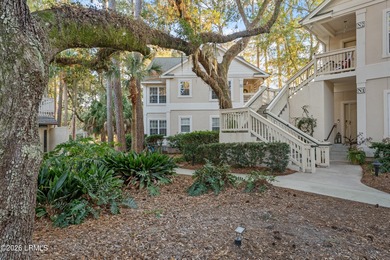 This first-floor Golfmaster II villa is the perfect blend of on Long Cove Club in South Carolina - for sale on GolfHomes.com, golf home, golf lot