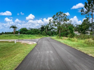 Build your dream home in the desirable Sun 'N Lake community of on Sun n Lake Golf and Country Club in Florida - for sale on GolfHomes.com, golf home, golf lot