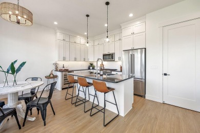 Summer interest rate special, call agent for more details! Call on  in Oregon - for sale on GolfHomes.com, golf home, golf lot