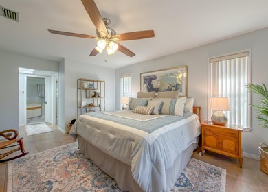 CURRENTLY UNDER CONTRACT, SELLER WILL CONSIDER BACKUP OFFERS on Indian Springs Golf Club in Florida - for sale on GolfHomes.com, golf home, golf lot