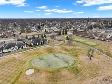 THIS 3 BEDROOM 2 BATH VILLA BACKS TO CHERRY HILL GOLF COURSE on Cherry Hill Golf Club in Indiana - for sale on GolfHomes.com, golf home, golf lot